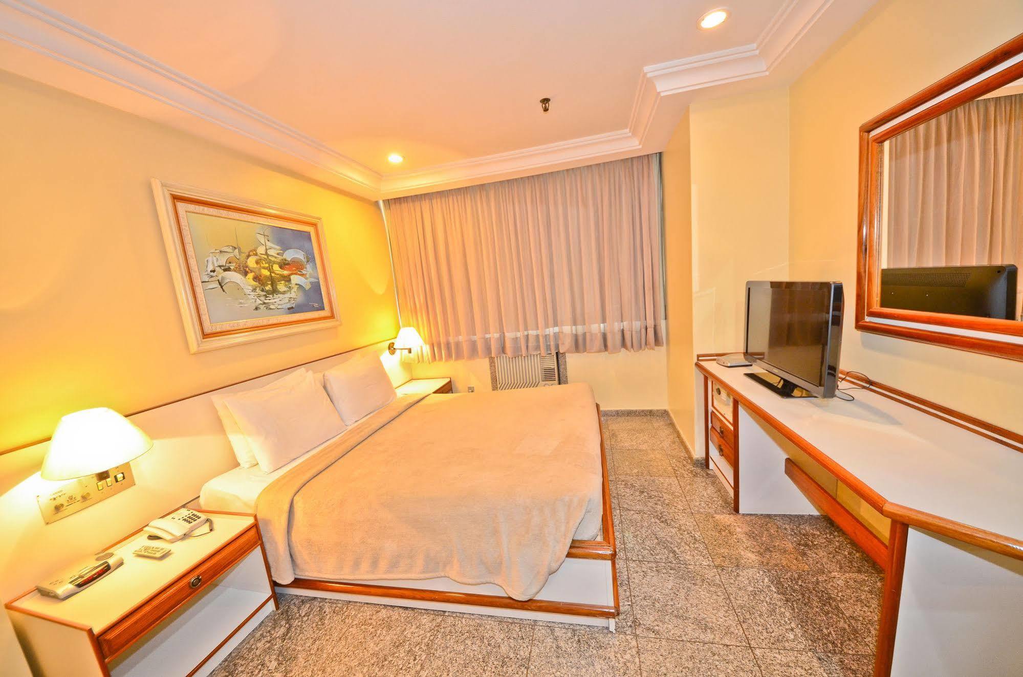 Regency Copacabana Hotel Рио-де-Жанейро Экстерьер фото